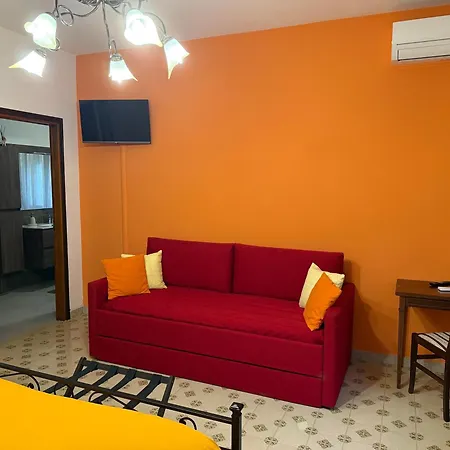 Mirella Casnate Con Bernate