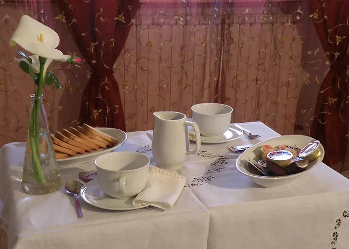 Nocleg ze śniadaniem Mirella 4*