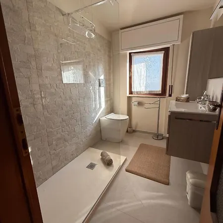Mirella Couette-café 4*