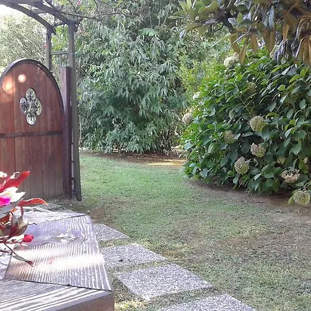 Couette-café Mirella 4*