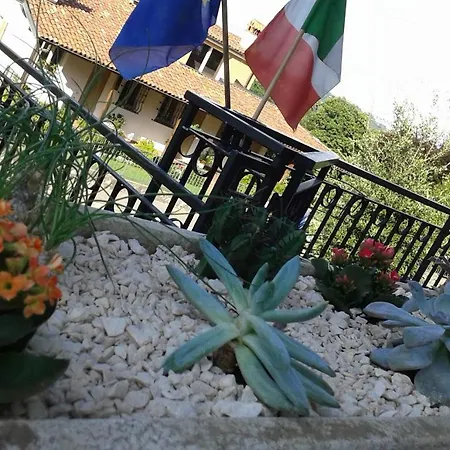 Mirella Bed & Breakfast